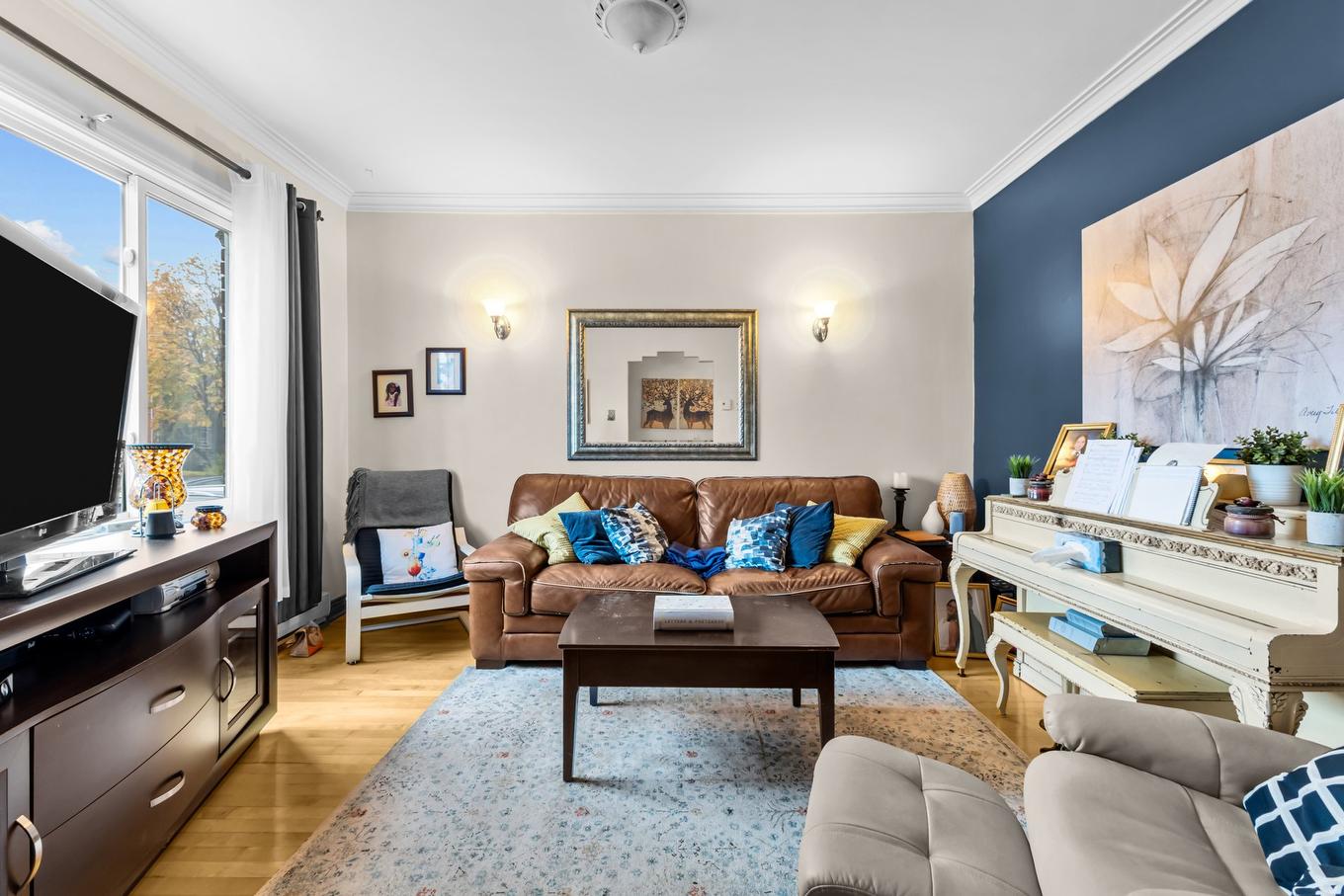 Living room - 782 - 784 9E Avenue, Montréal (Lachine), QC - Indoor Photo Showing Living Room