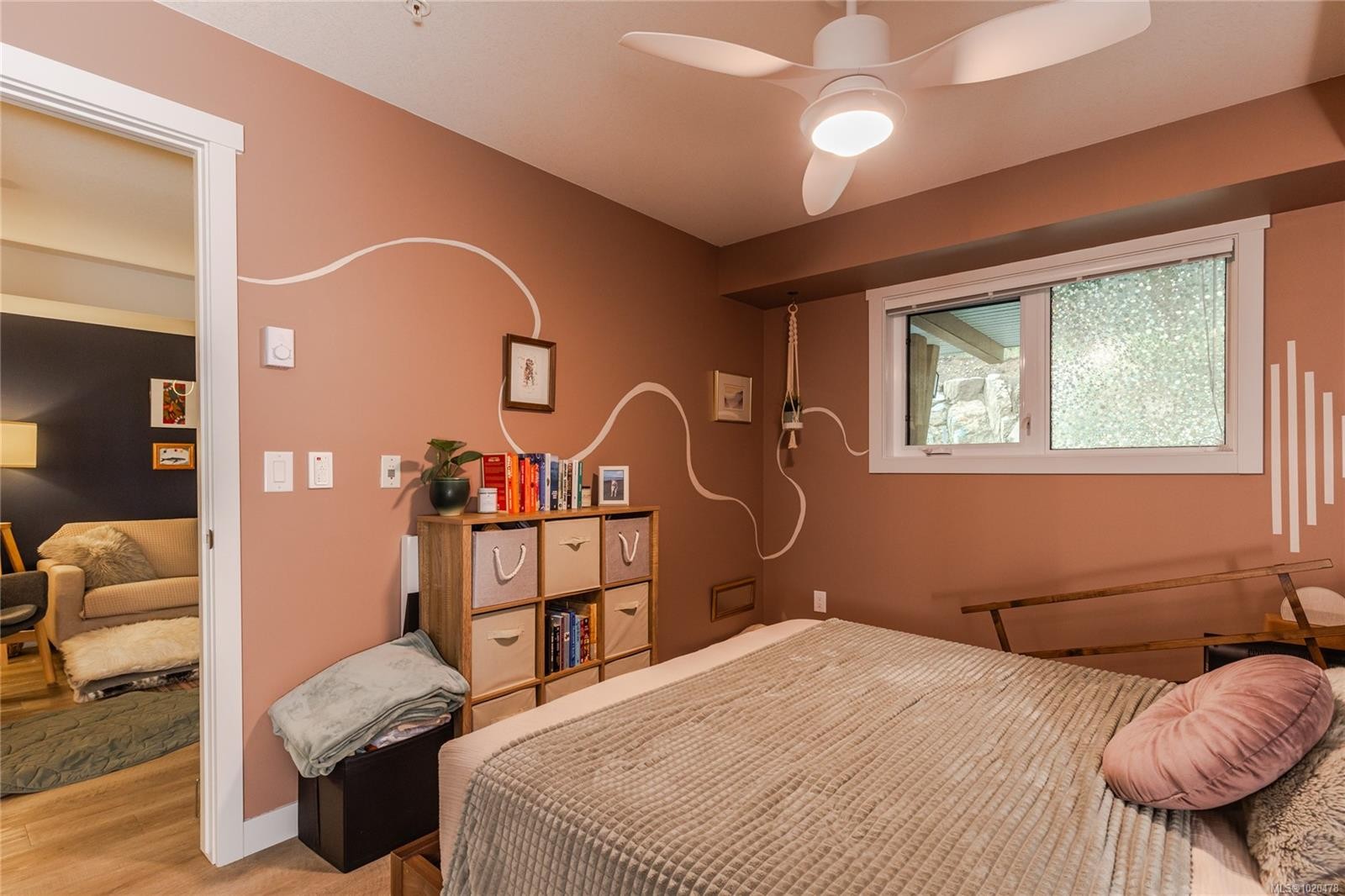 112-4820 Cedar Ridge Pl, Nanaimo, BC - Indoor Photo Showing Bedroom