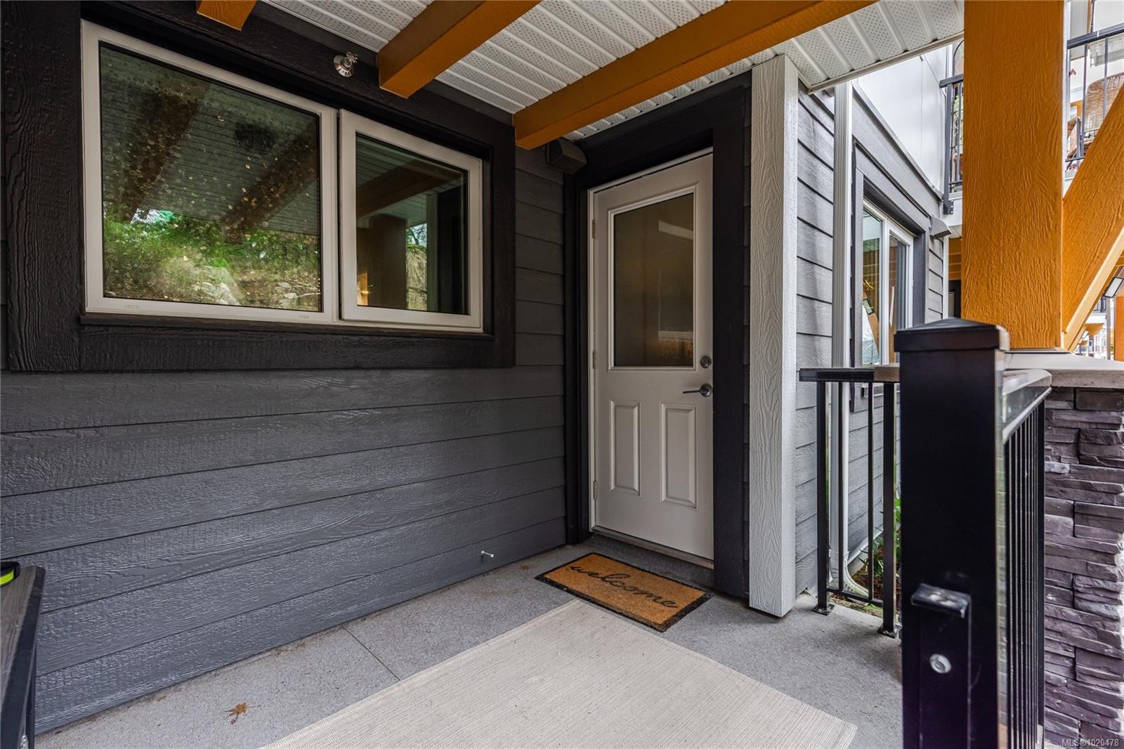 112-4820 Cedar Ridge Pl, Nanaimo, BC - Outdoor With Exterior