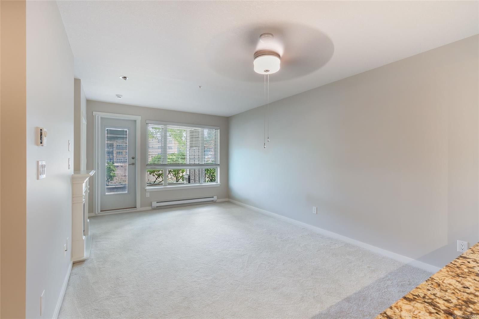 111-5670 Edgewater Lane, Nanaimo, BC - Indoor Photo Showing Other Room