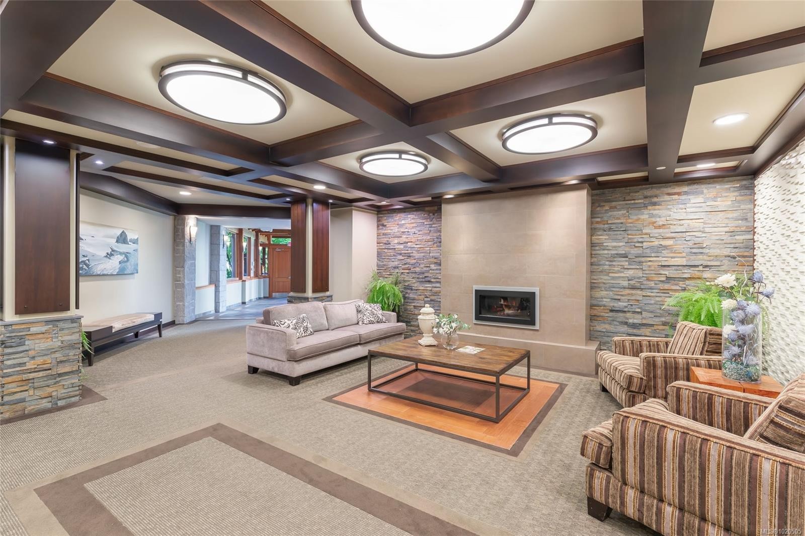 111-5670 Edgewater Lane, Nanaimo, BC - Indoor With Fireplace