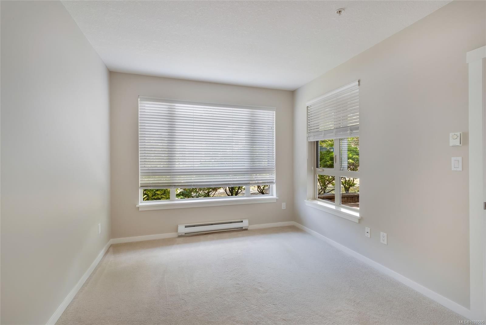 111-5670 Edgewater Lane, Nanaimo, BC - Indoor Photo Showing Other Room