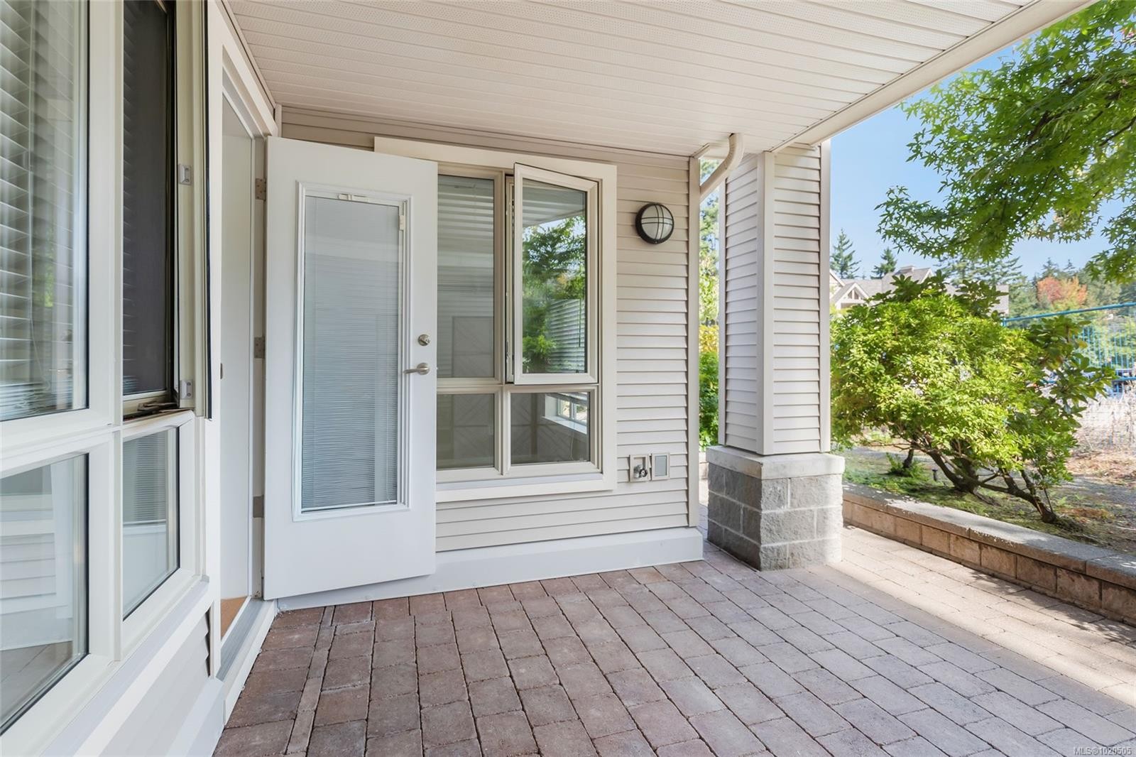 111-5670 Edgewater Lane, Nanaimo, BC - Outdoor With Deck Patio Veranda With Exterior