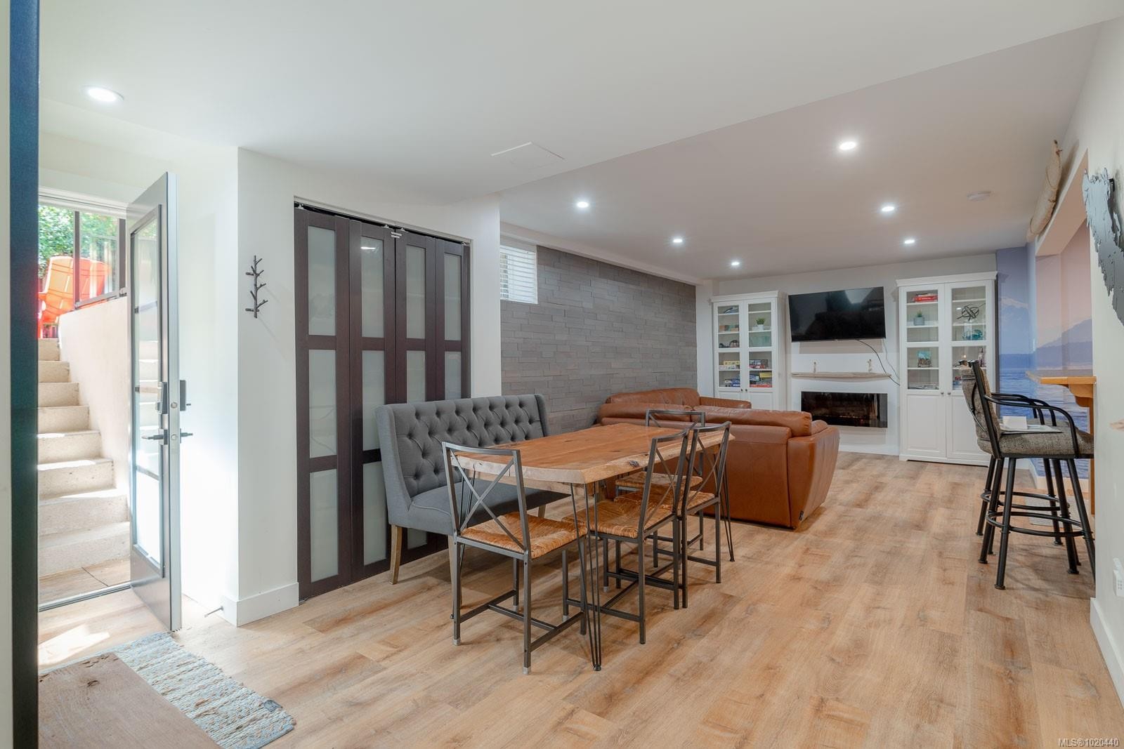 1025 Maple Lane Dr, Parksville, BC