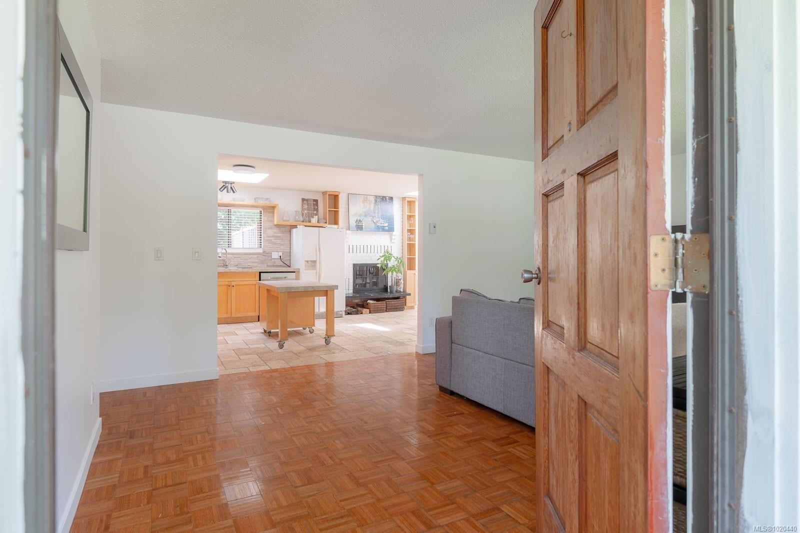 1025 Maple Lane Dr, Parksville, BC