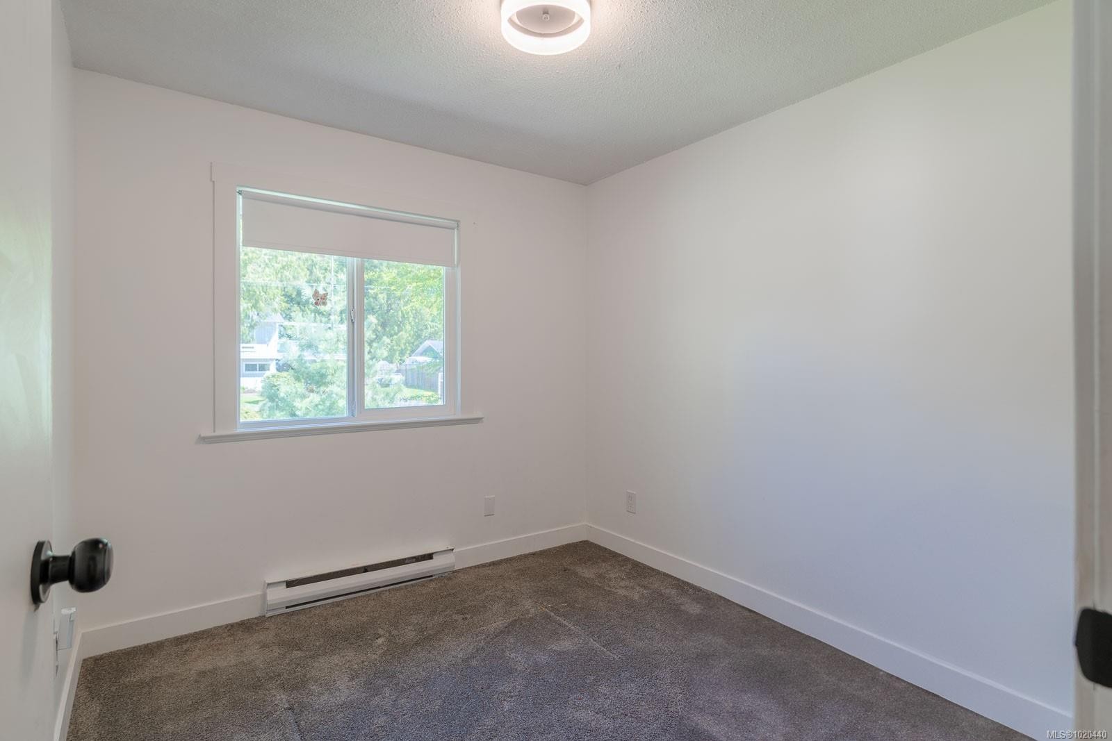 1025 Maple Lane Dr, Parksville, BC