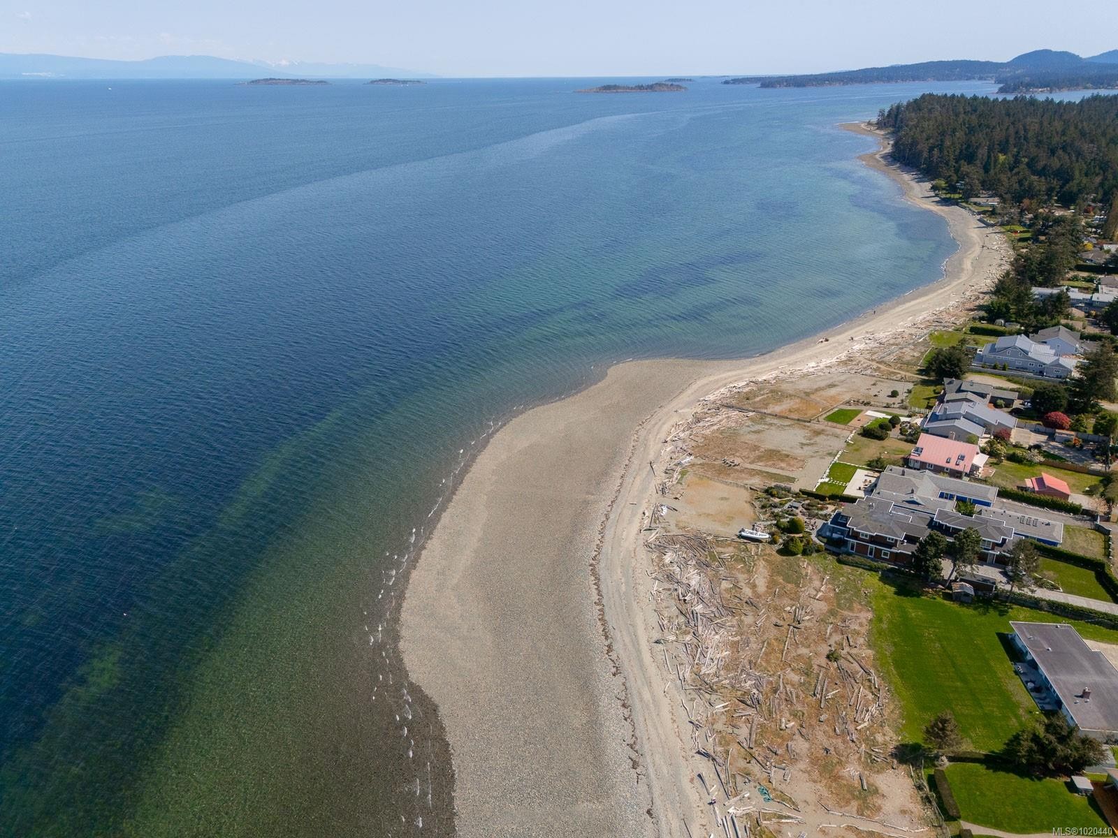 1025 Maple Lane Dr, Parksville, BC