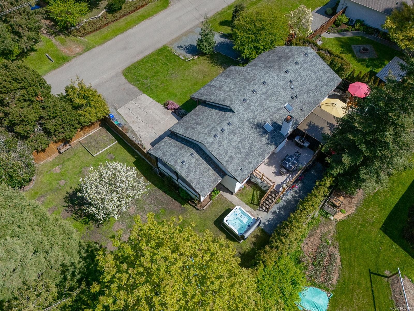 1025 Maple Lane Dr, Parksville, BC