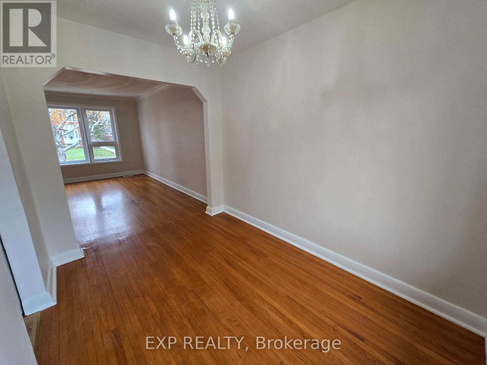 24 Fulham Street, Toronto, ON - Indoor Photo Showing Other Room