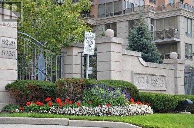 2024 - 5233 Dundas Street, Toronto, ON - Outdoor