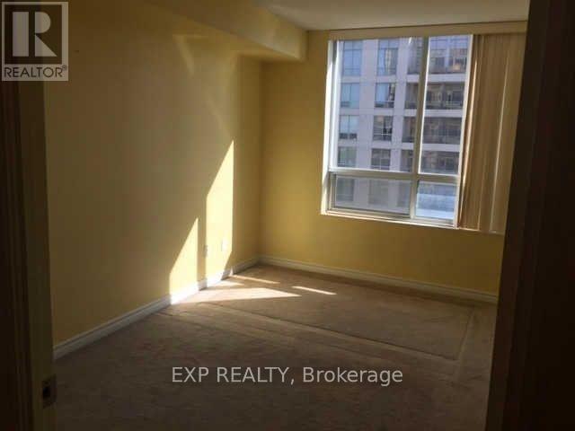 2024 - 5233 Dundas Street, Toronto, ON - Indoor Photo Showing Other Room