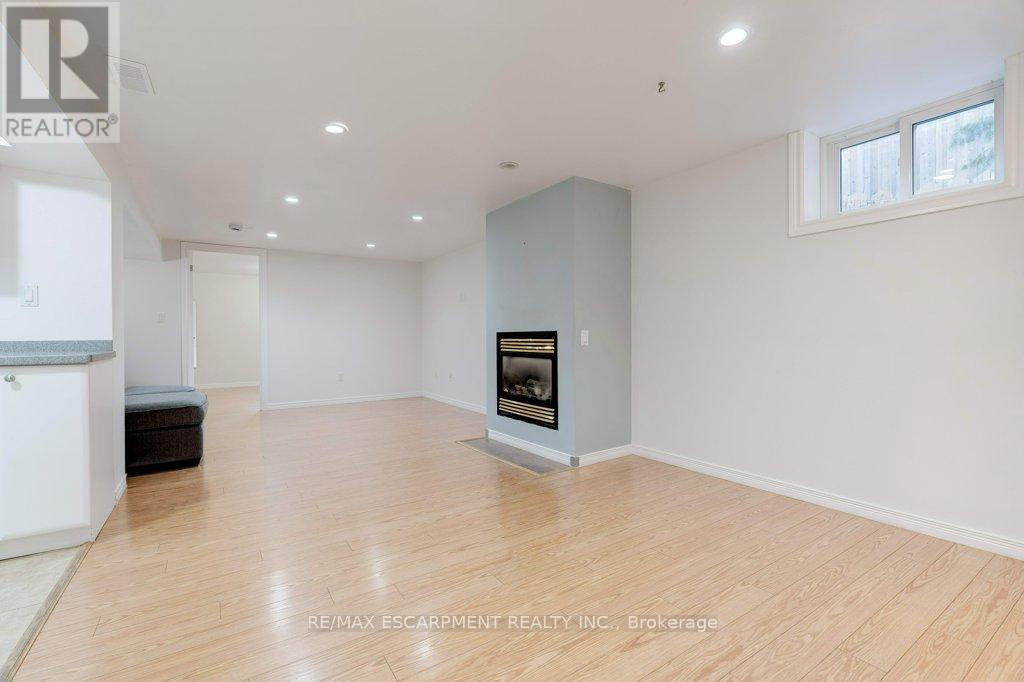 2217 Ghent Avenue, Burlington, ON - Indoor With Fireplace