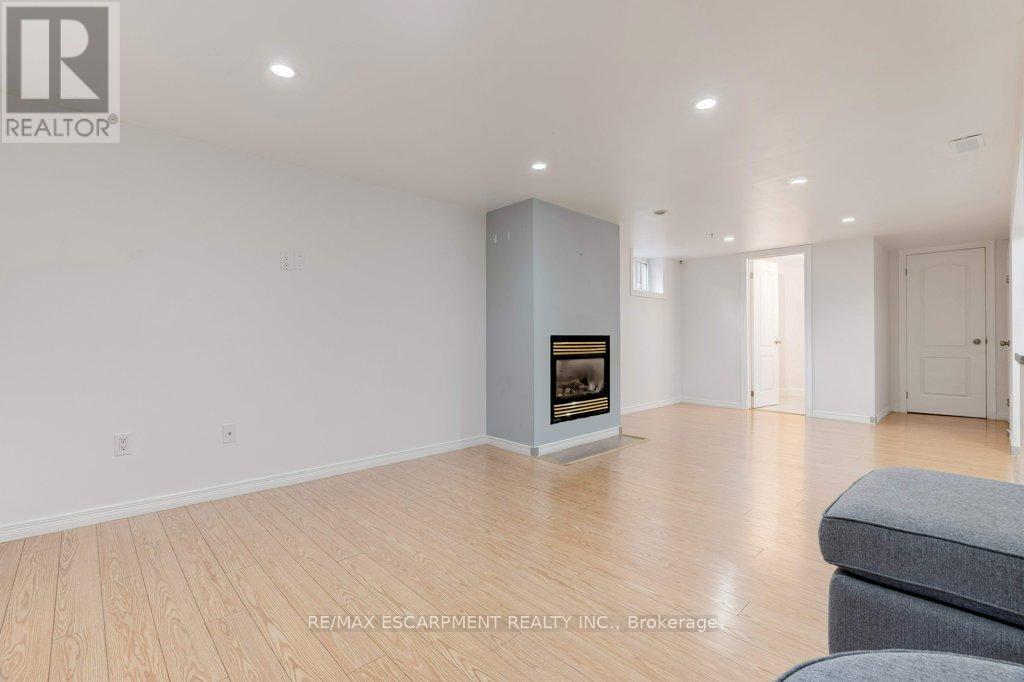 2217 Ghent Avenue, Burlington, ON - Indoor Photo Showing Other Room With Fireplace
