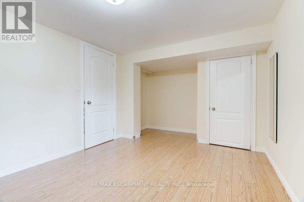 2217 Ghent Avenue, Burlington, ON - Indoor Photo Showing Other Room