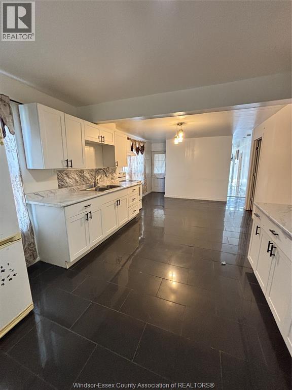 768 Brant, Windsor, ON - Indoor Photo Showing Kitchen