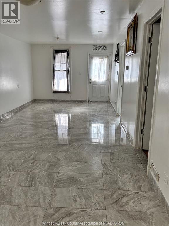 768 Brant, Windsor, ON - Indoor Photo Showing Other Room