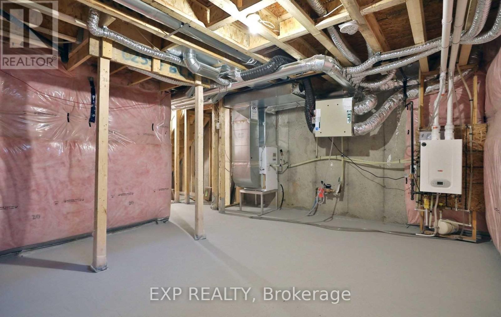 32 Rapids Lane, Hamilton, ON - Indoor Photo Showing Basement