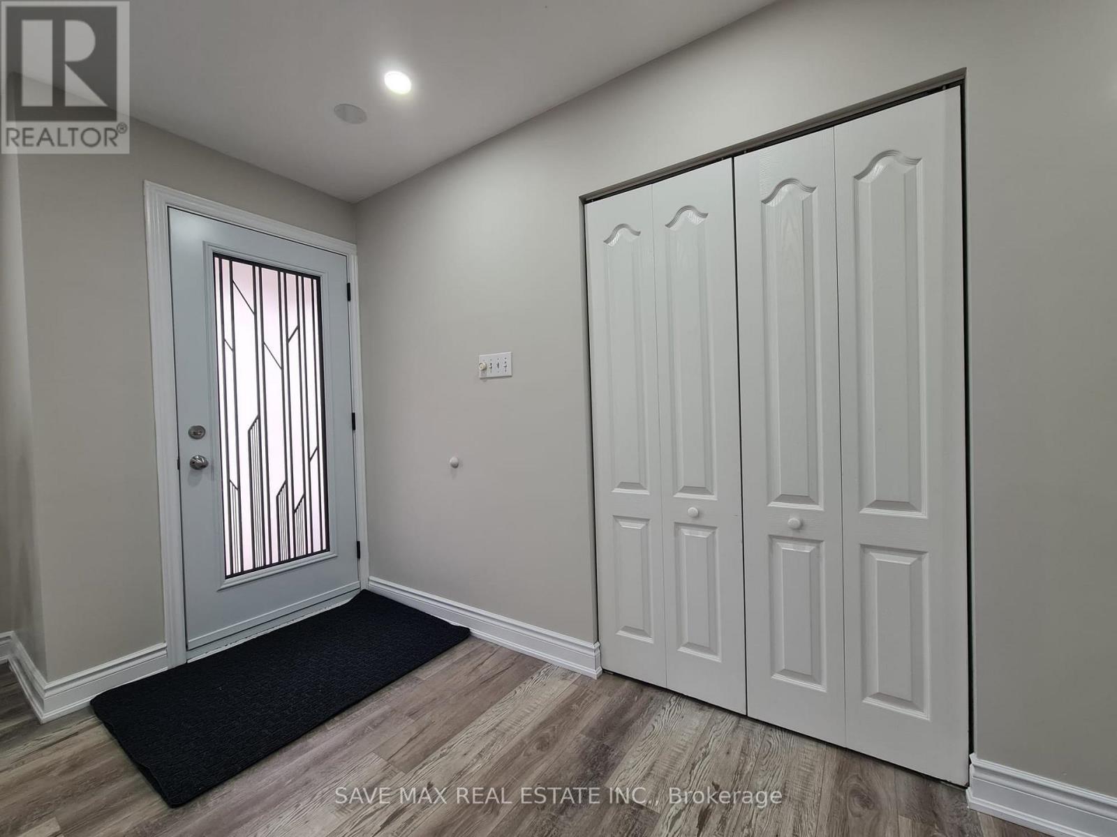 214 Cornwall Street, Waterloo, ON - Indoor Photo Showing Other Room