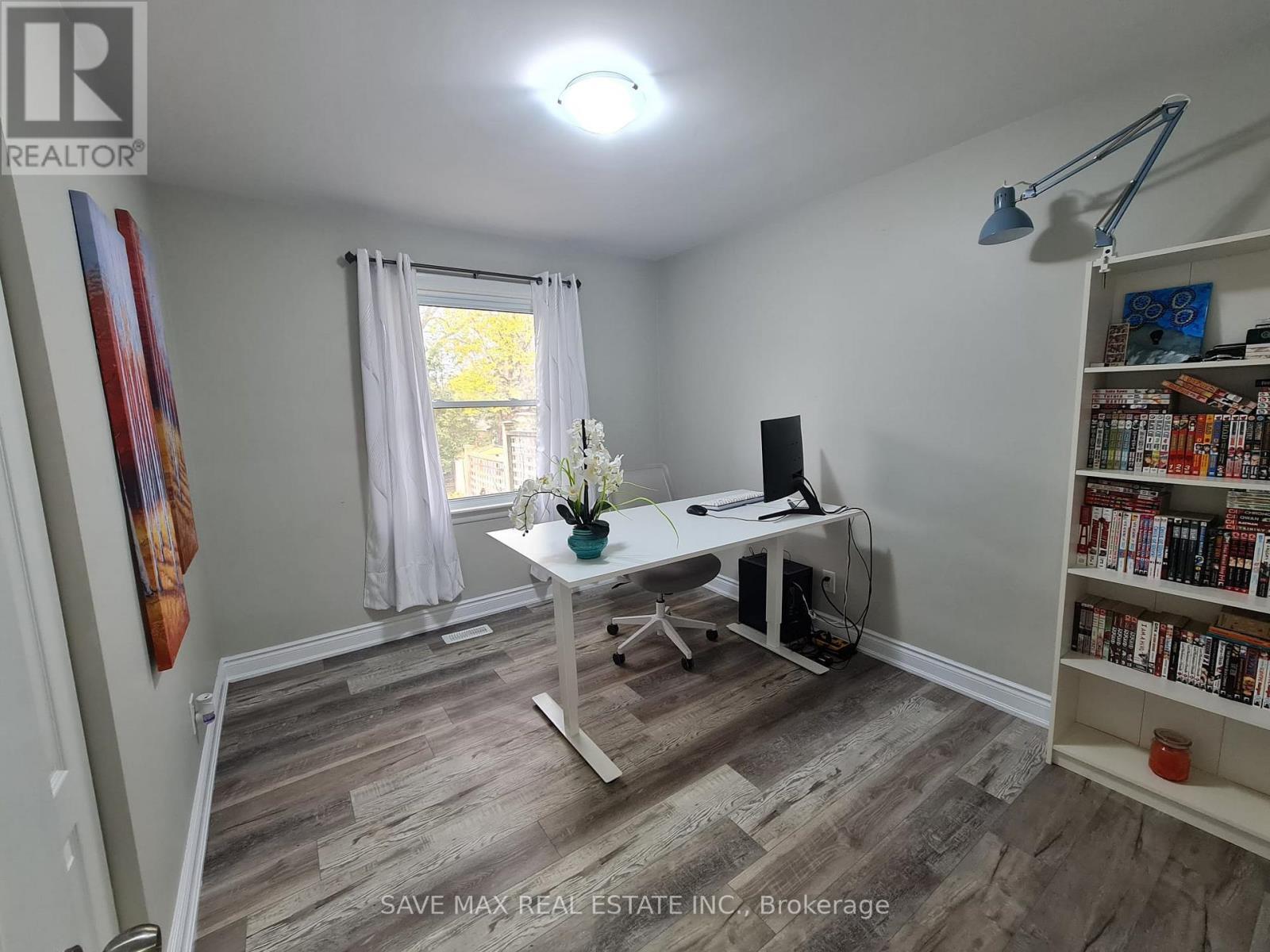 214 Cornwall Street, Waterloo, ON - Indoor Photo Showing Office