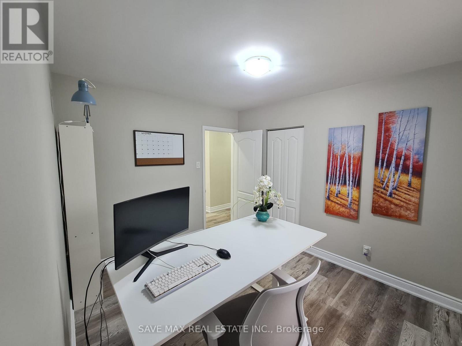 214 Cornwall Street, Waterloo, ON - Indoor