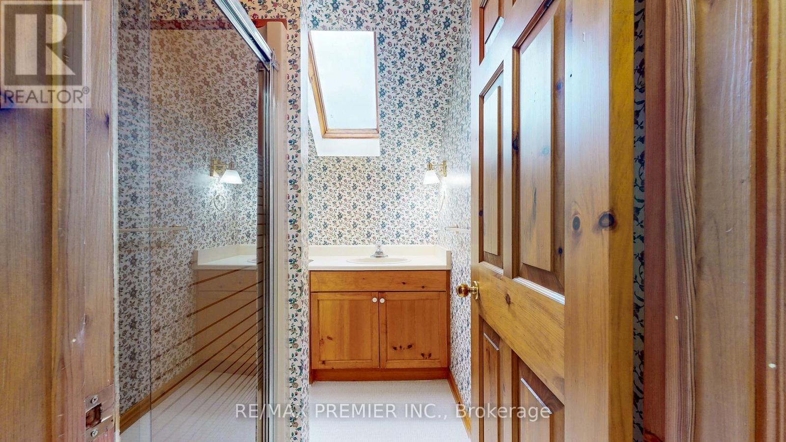 196 Summit View Court, Blue Mountains, ON - Indoor Photo Showing Other Room