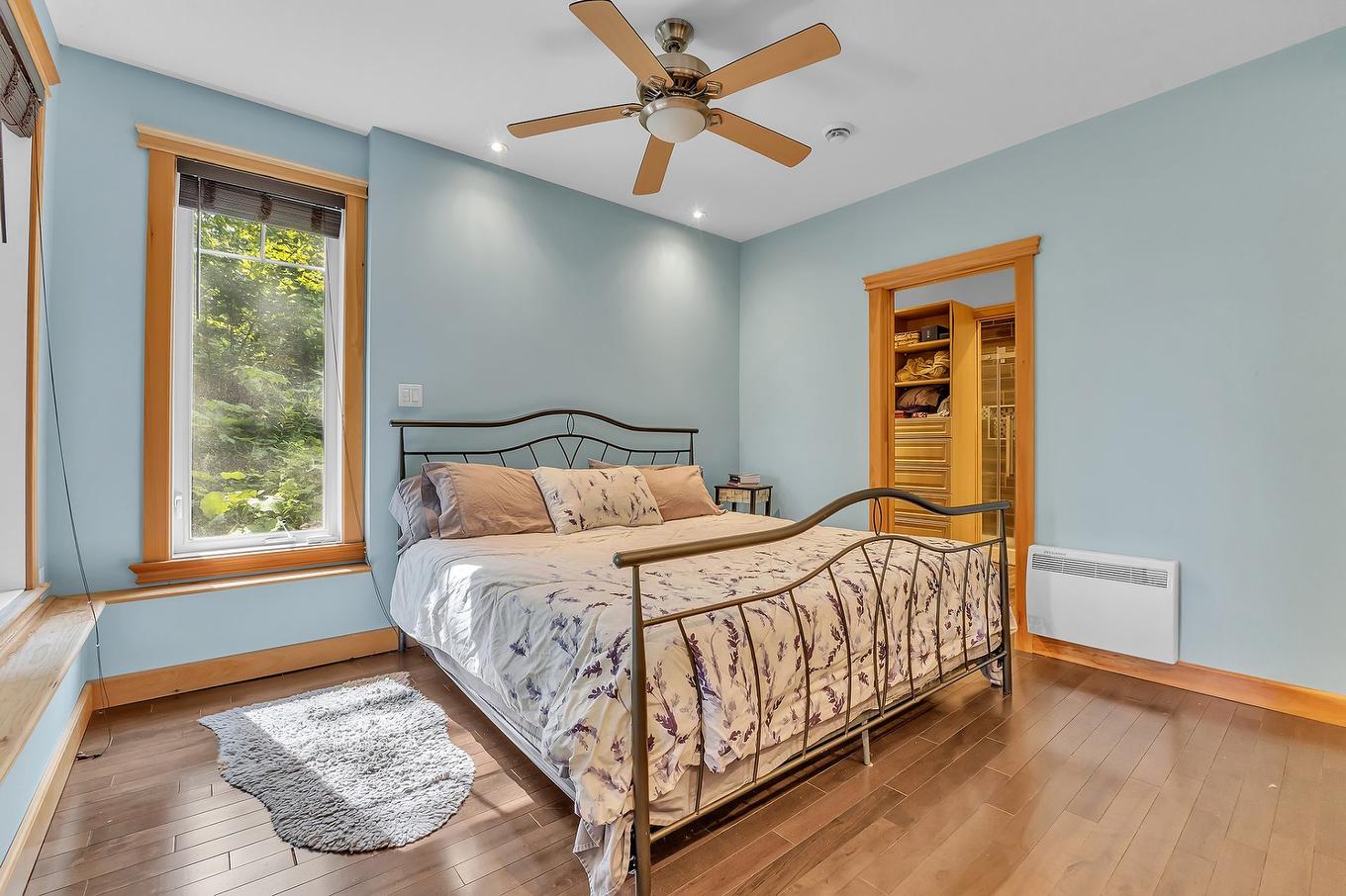 Primary bedroom - 436 Ch. Blackburn, Val-Des-Monts, QC - Indoor Photo Showing Bedroom