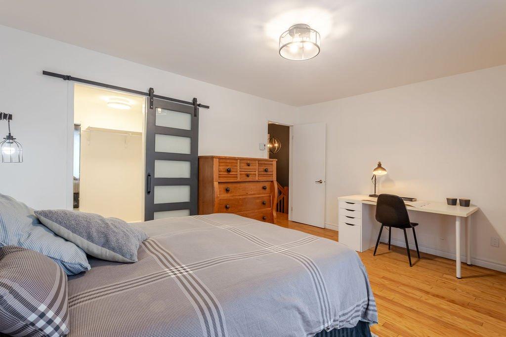 Chambre à coucher principale - 331 Rue De La Noue, Montréal (Verdun/Île-Des-Soeurs), QC - Indoor Photo Showing Bedroom