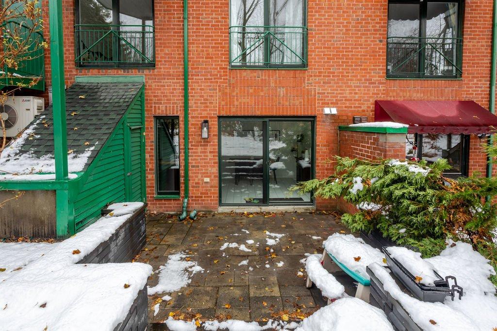 Cour - 331 Rue De La Noue, Montréal (Verdun/Île-Des-Soeurs), QC - Outdoor