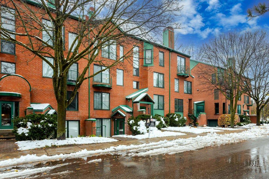 Façade - 331 Rue De La Noue, Montréal (Verdun/Île-Des-Soeurs), QC - Outdoor With Facade