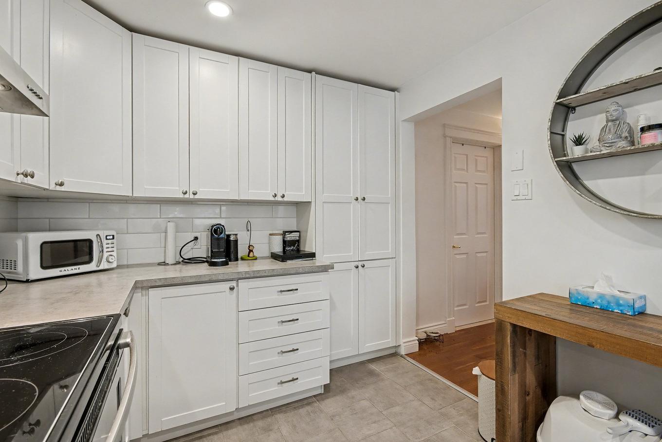 Cuisine - 104 - 106A Rue Notre-Dame, Saint-Jean-Sur-Richelieu, QC - Indoor Photo Showing Kitchen
