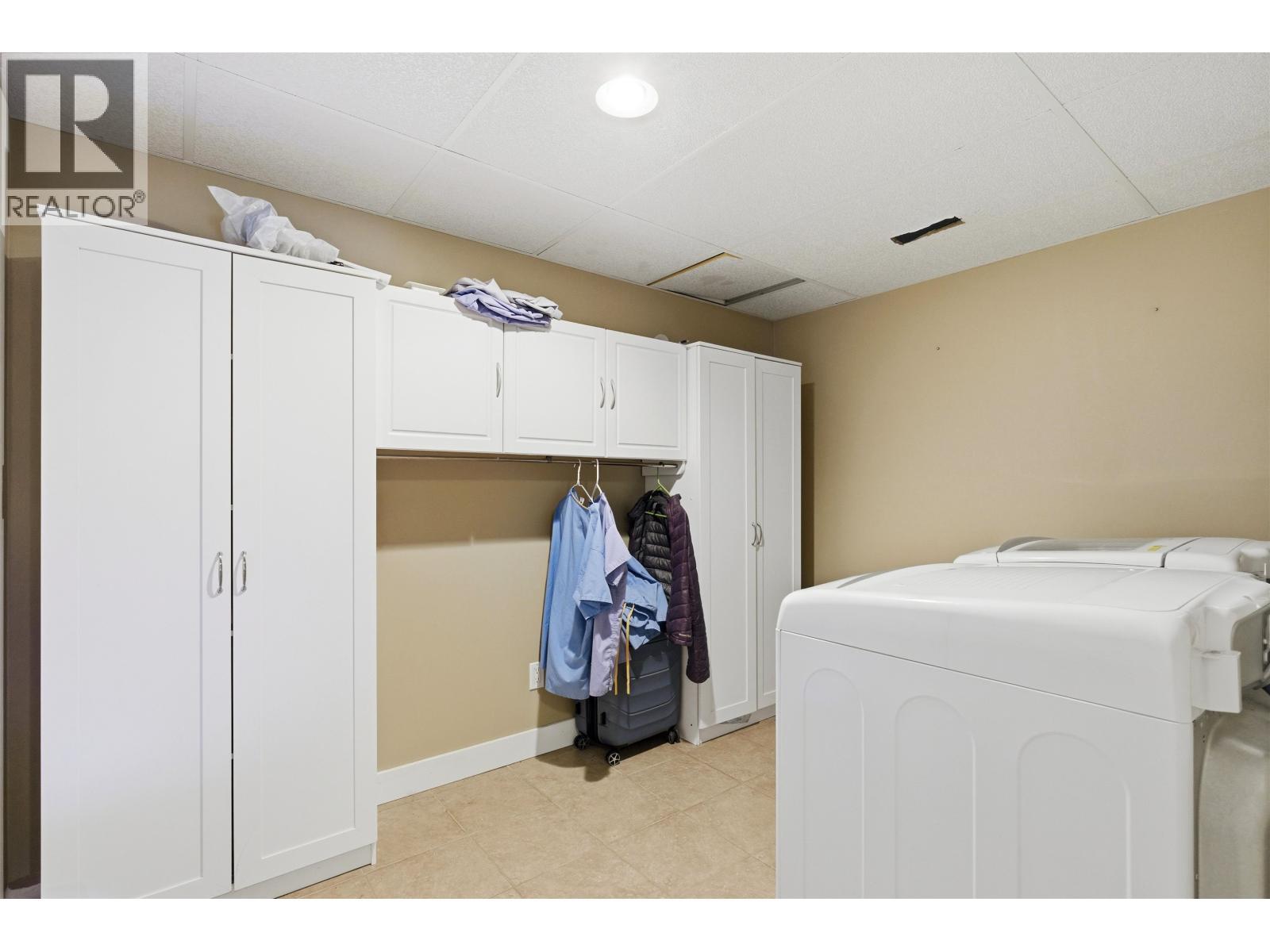 143 Eagle Crescent, Williams Lake, BC - Indoor Photo Showing Laundry Room