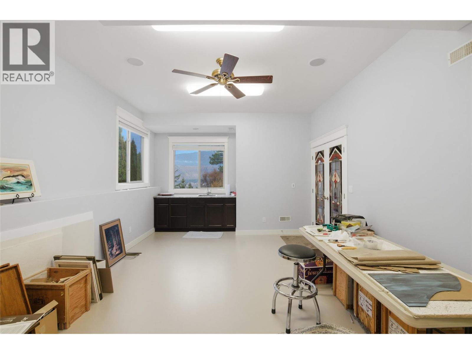 4767 Uplands Drive, Kamloops, BC - Indoor