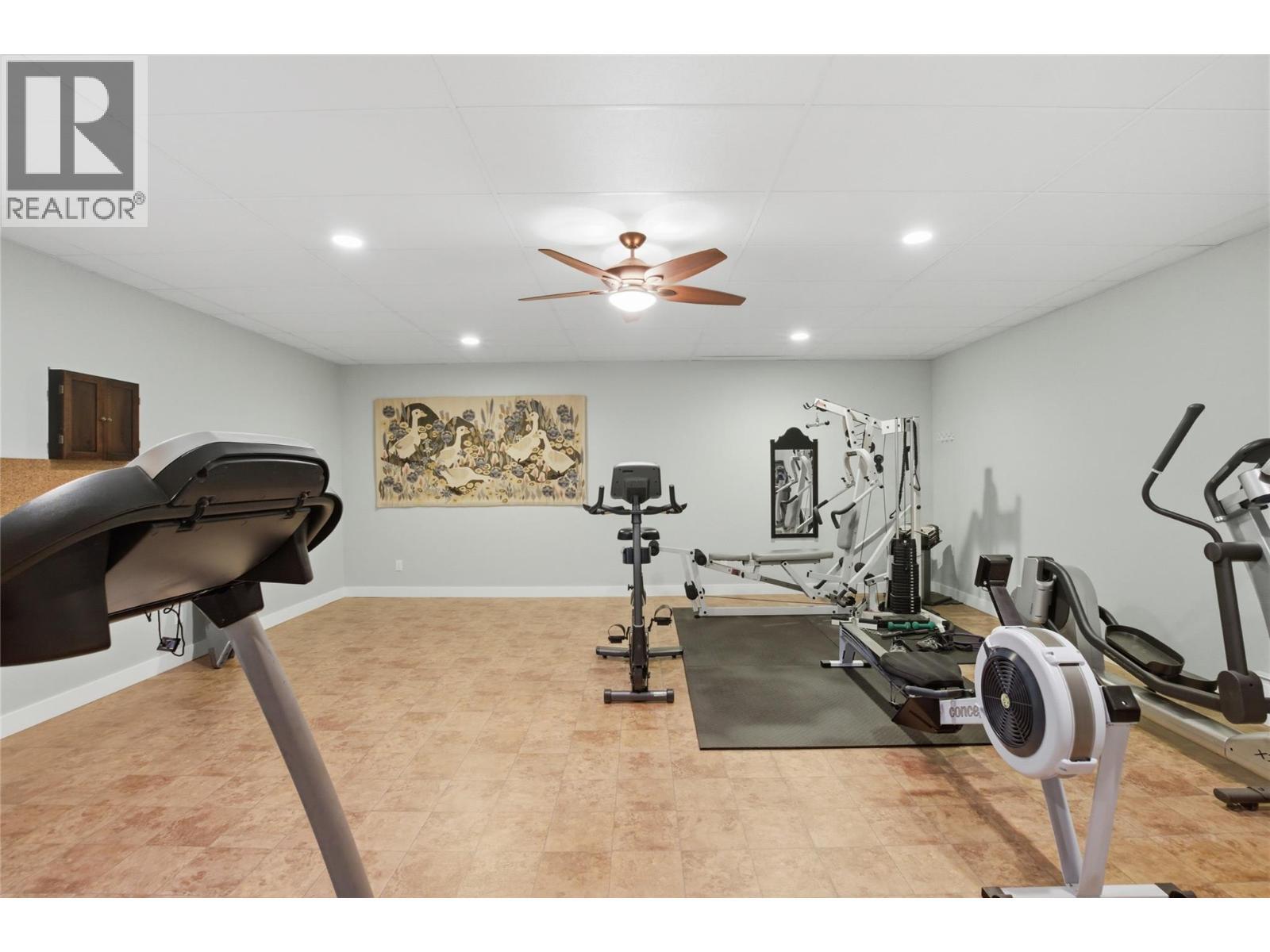 4767 Uplands Drive, Kamloops, BC - Indoor Photo Showing Gym Room