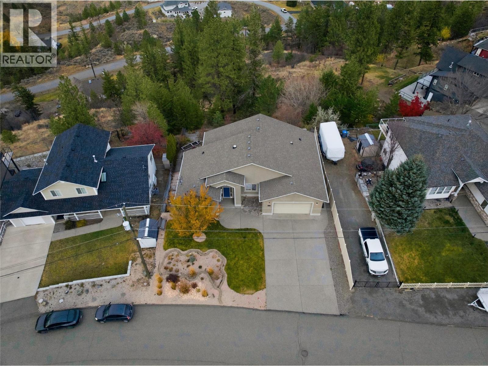4767 Uplands Drive, Kamloops, BC - Outdoor