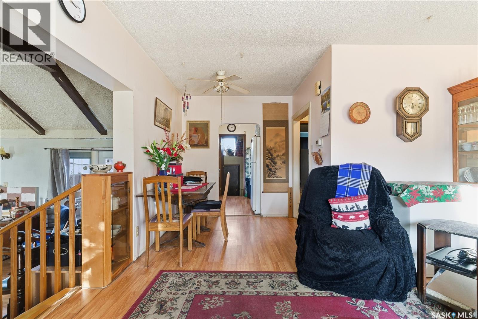 1109 7Th Street E, Saskatoon, SK - Indoor