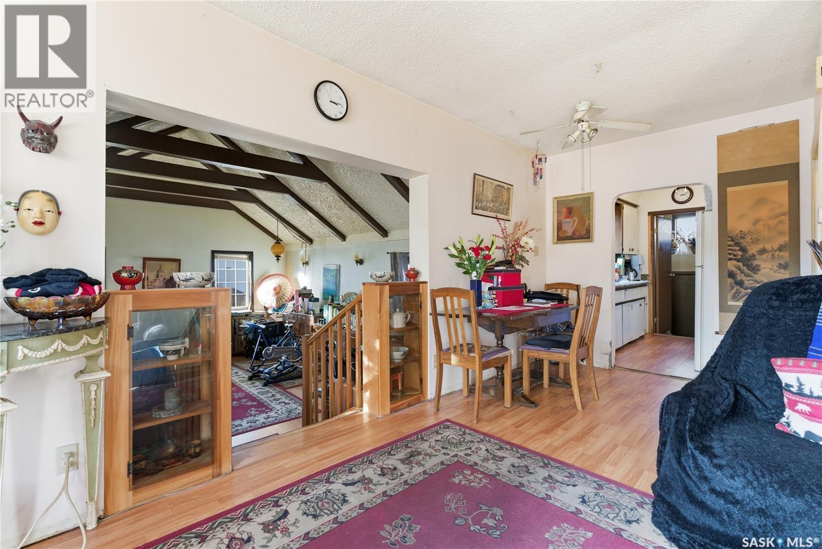 1109 7Th Street E, Saskatoon, SK - Indoor