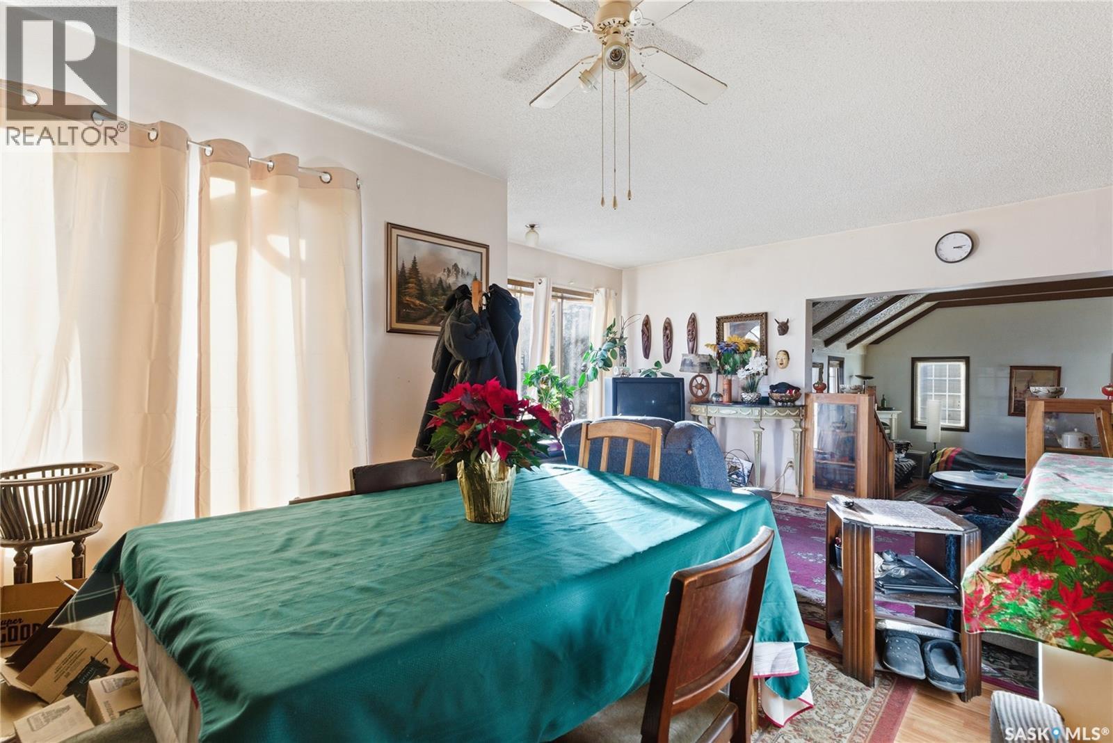 1109 7Th Street E, Saskatoon, SK - Indoor