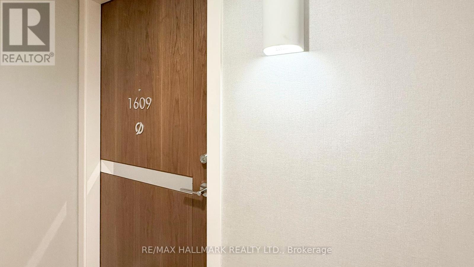 1609 - 27 Mcmahon Drive, Toronto, ON -