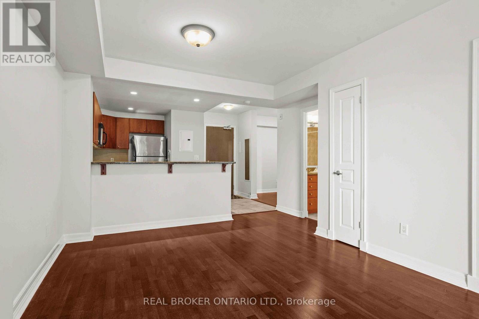 308 - 200 Besserer Street, Ottawa, ON - Indoor