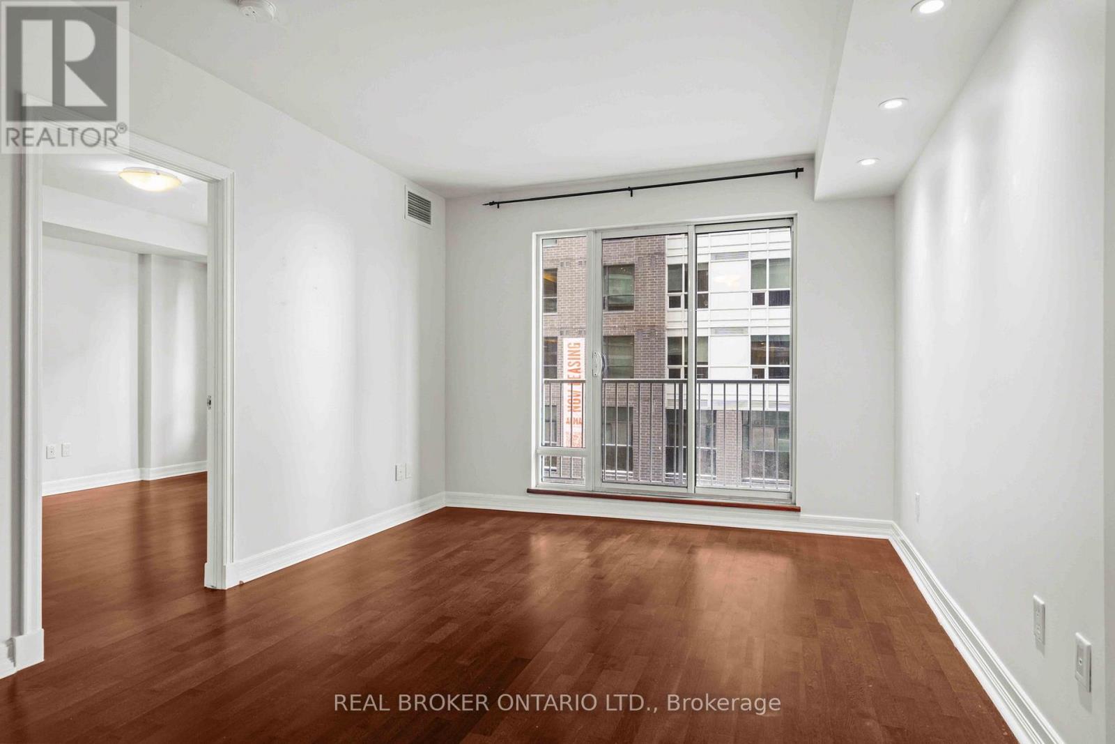 308 - 200 Besserer Street, Ottawa, ON - Indoor Photo Showing Other Room