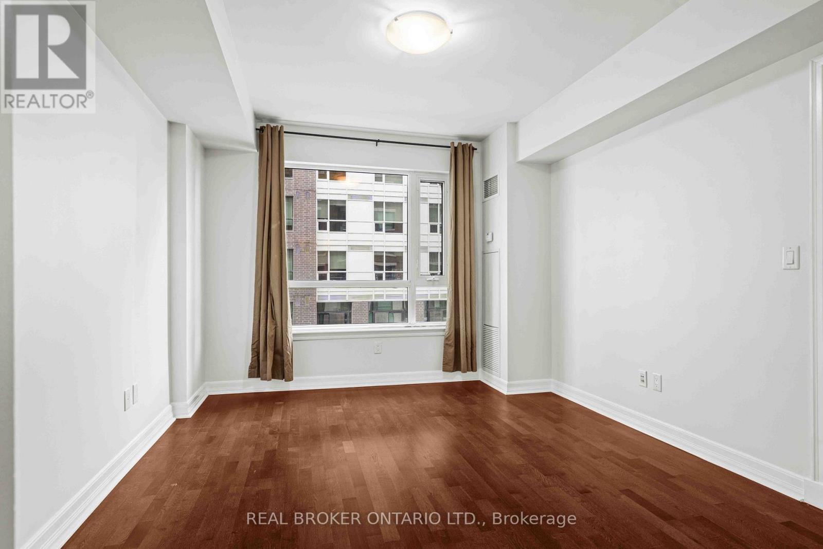 308 - 200 Besserer Street, Ottawa, ON - Indoor Photo Showing Other Room