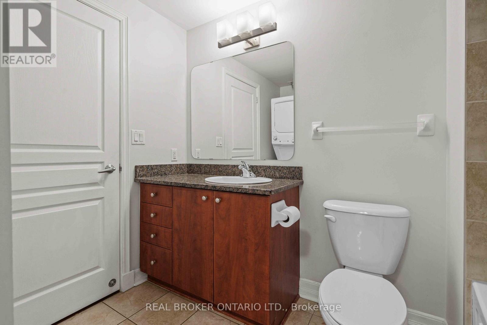 308 - 200 Besserer Street, Ottawa, ON - Indoor Photo Showing Bathroom