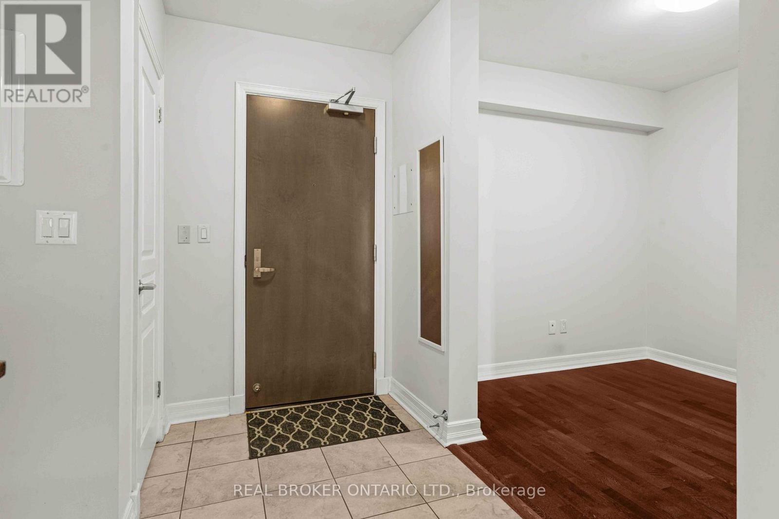 308 - 200 Besserer Street, Ottawa, ON - Indoor Photo Showing Other Room