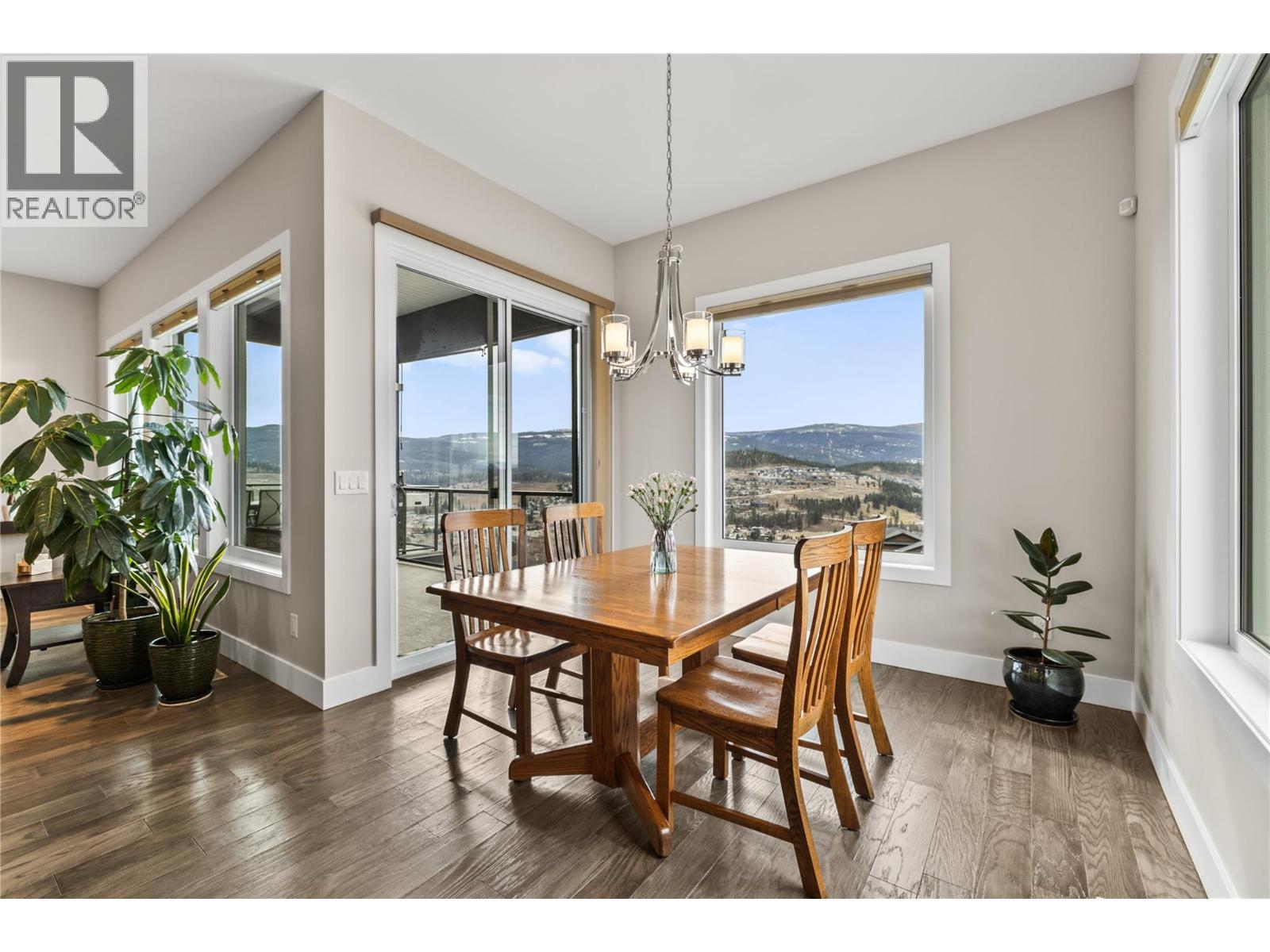 Dining area off of kitchen - 1376 Mine Hill Drive, Kelowna, BC - Indoor Photo Showing Dining Room