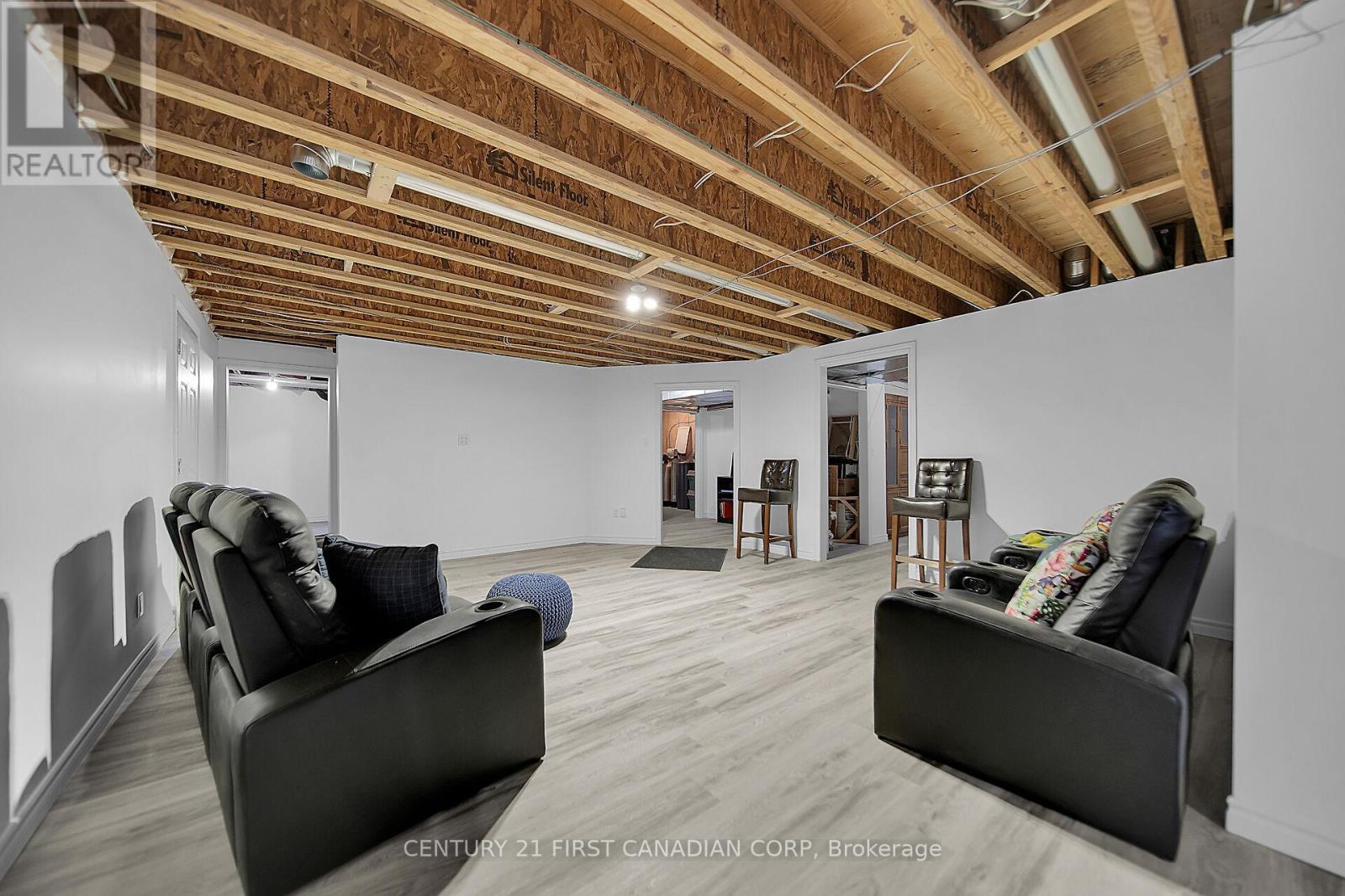 42580 Roberts Line, Central Elgin, ON - Indoor Photo Showing Basement