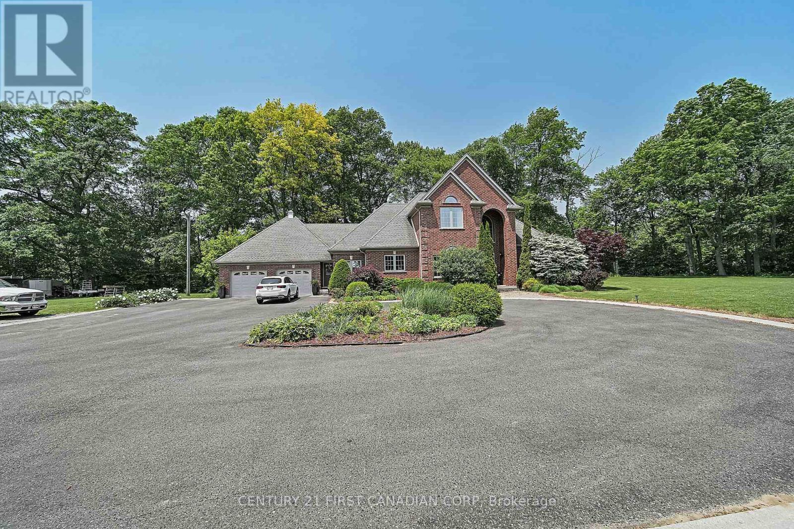 42580 Roberts Line, Central Elgin, ON - Outdoor