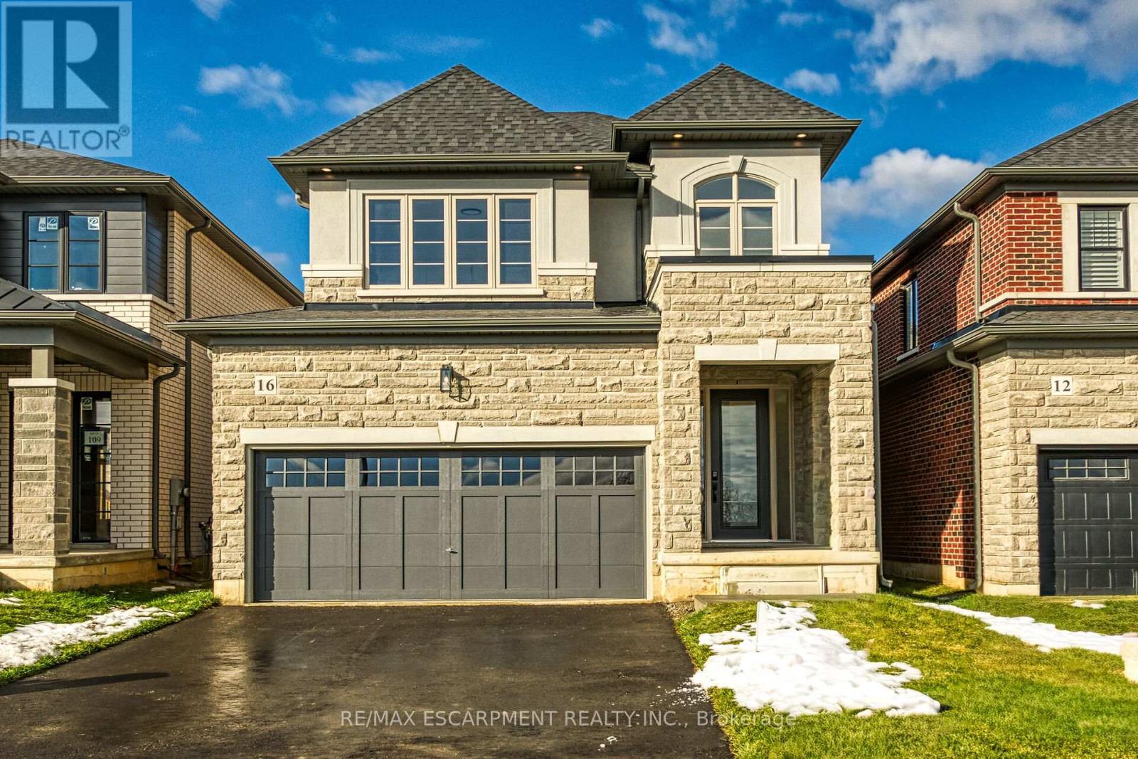 16 Sagewood Drive, Hamilton, ON - Outdoor With Facade