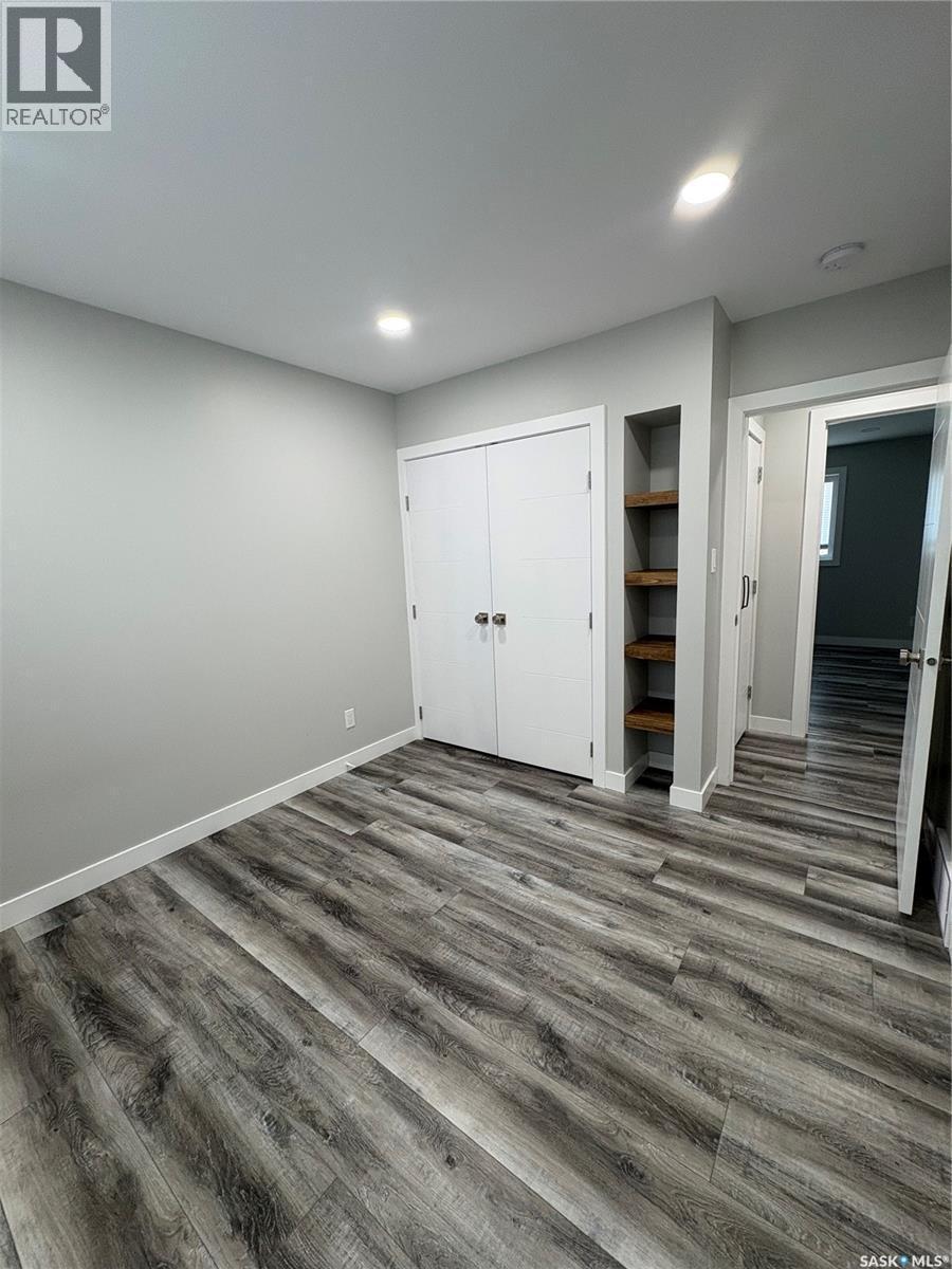 310 Main Street, Neudorf, SK - Indoor