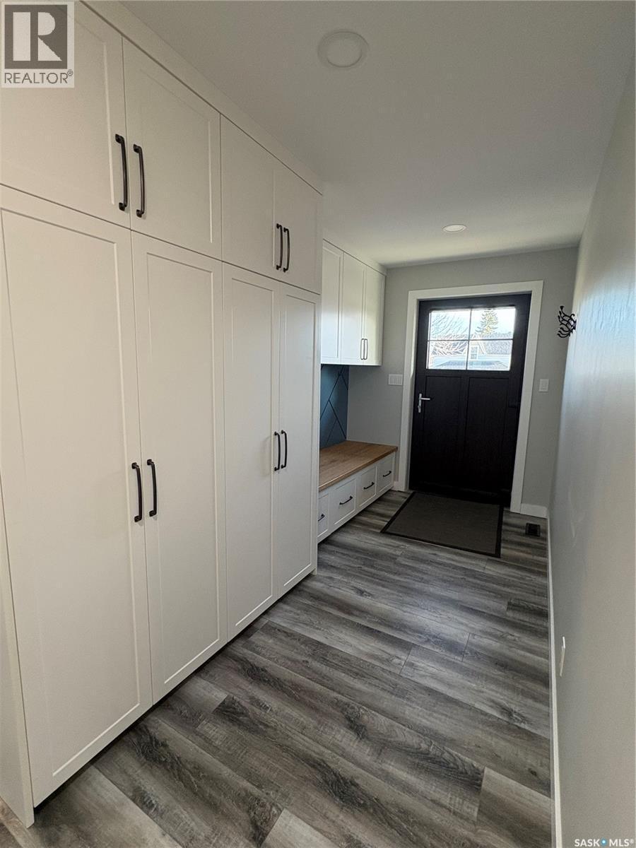 310 Main Street, Neudorf, SK - Indoor Photo Showing Other Room