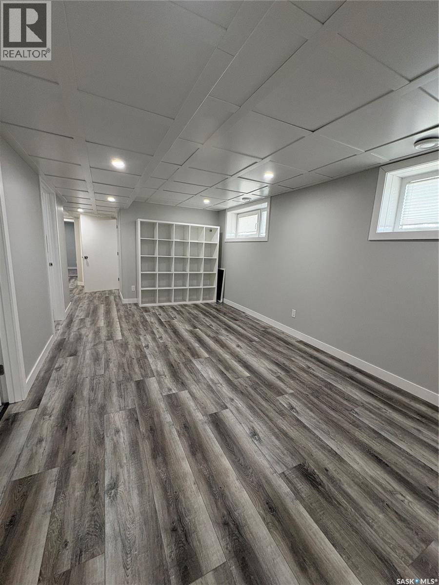 310 Main Street, Neudorf, SK - Indoor Photo Showing Basement